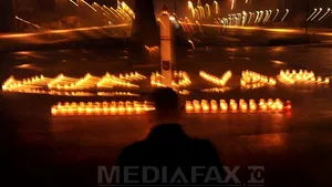 Zeci de mii de croaţi au manifestat la Vukovar împotriva introducerii unor inscripţii bilingve