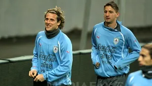 Forlan: Românii mai au mult de muncă până să ajungă la CM