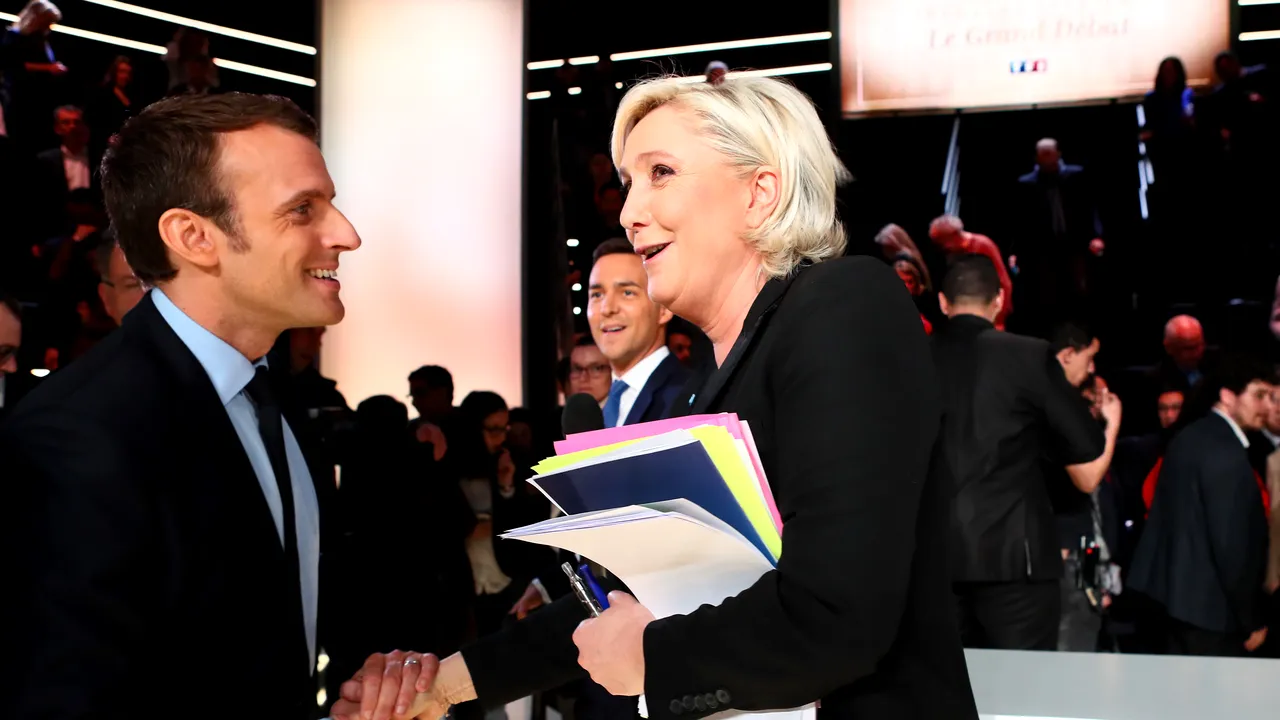 Marine Le Pen, candidata extremei dreapta din Franţa, reduce diferenţa în sondaje faţă de Emmanuel Macron