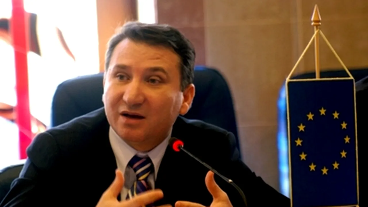Stavarache: Dacă Băsescu devine preşedinte, opţiunea PNL va fi formarea unui Guvern cu PDL
