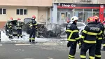 Incendiu la mai multe mașini pe Bulevardul Costructorilor din Capitală. O persoană a murit