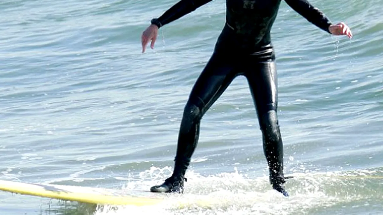 Vezi cum arată Helen Hunt în costum de baie la 47 de ani - FOTO