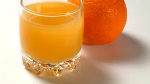 Sucul de portocale afectează mii de gene din celulele imunitare