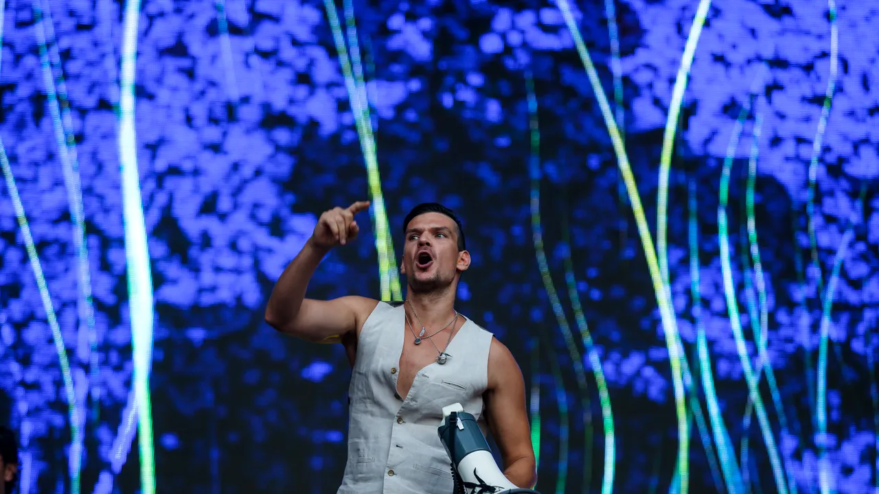 Miercuri seară te revezi live cu trupa Vama. „Ar putea fi ultima ocazie pe anul ăsta”, spune Tudor Chirilă despre concert