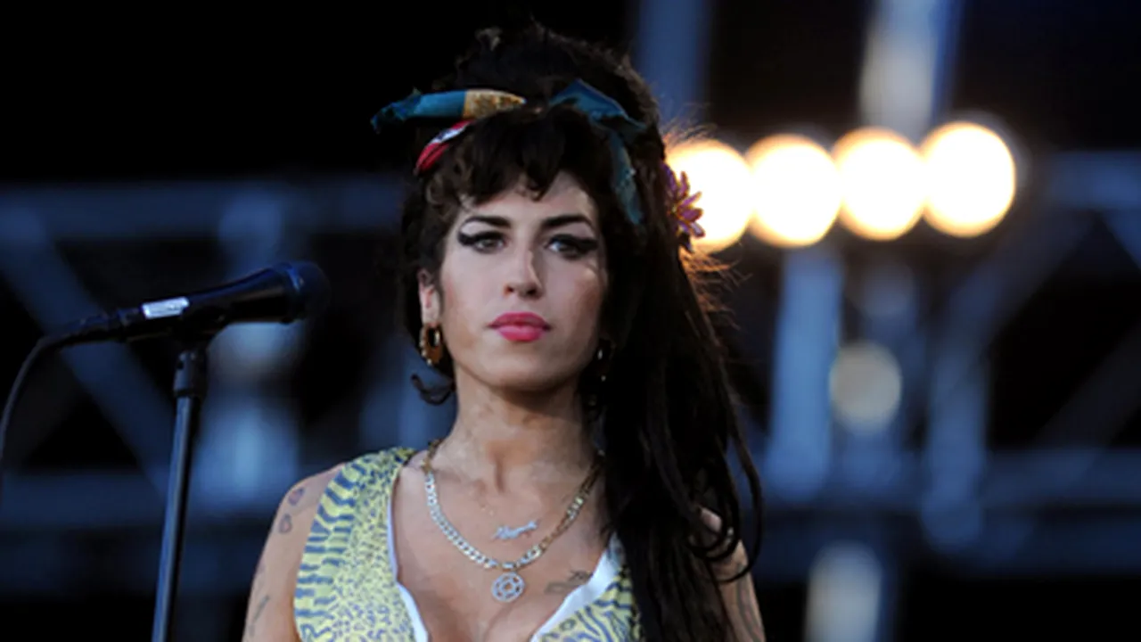 Amy Winehouse, spitalizată pentru a treia oară în St. Lucia