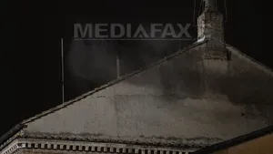 NOUL PAPĂ: Fum negru la Vatican. Prima zi a întrunirii Conclavului s-a încheiat fără rezultat. Votul pentru un nou papă va fi reluat miercuri