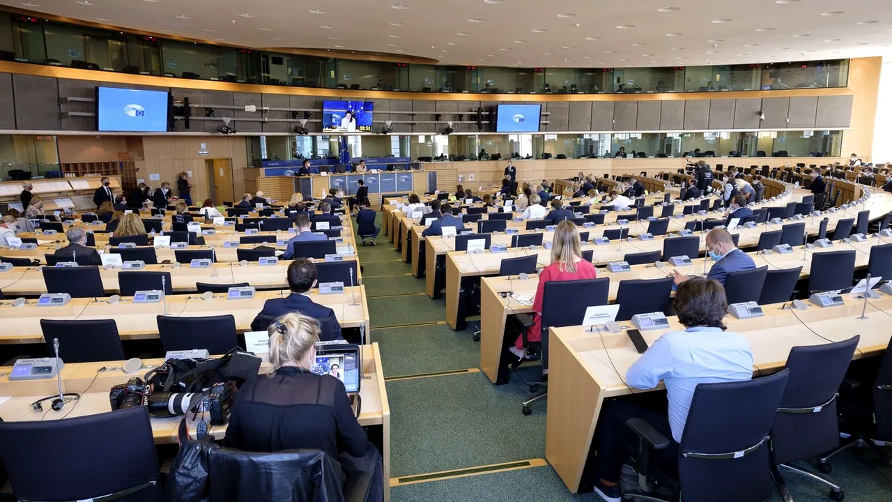 Ţările din Grupul Vişegrad resping planul Comisiei Europene privind gestionarea imigraţiei