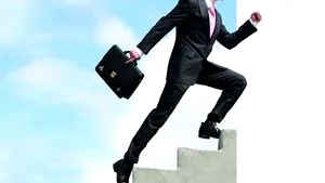 Studiu: Cum sunt aleşii managerii în companiile din România. Primele două calităţi n-au legătură cu priceperea în meserie