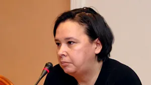 Indira Crasnea: Preşedintelui ar trebui să îi fie limpede ideea că presa nu este trasă la indigo