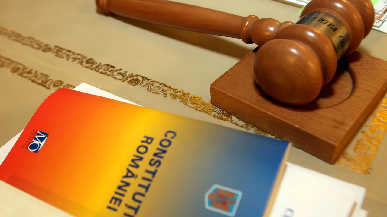 Curtea Constituţională: Taxarea pensiilor speciale este neconstituţională- surse