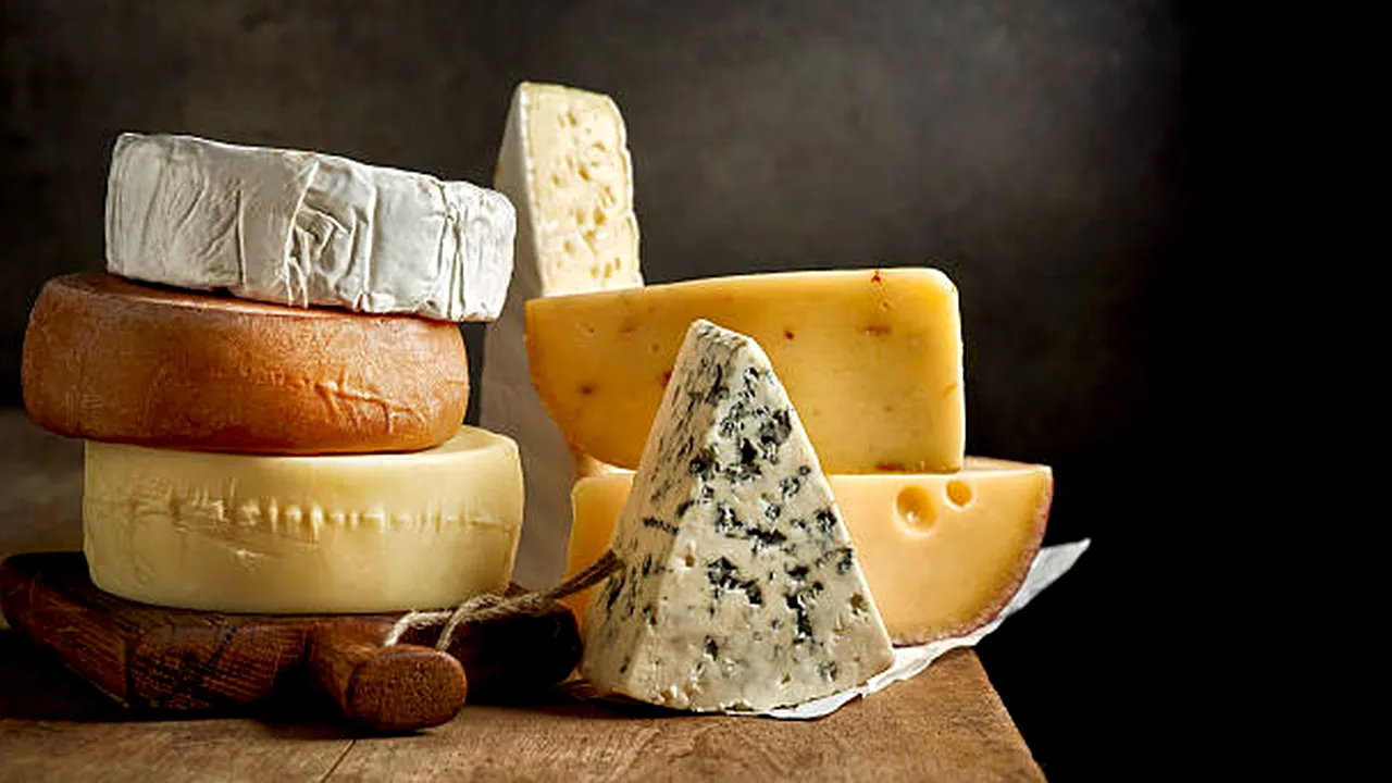 Brânzeturile britanice, taxate mai dur în SUA. Cheddar și Stilton pierd teren în fața concurenței din UE