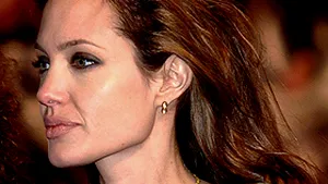Angelina Jolie cere sprijin pentru educarea copiilor irakieni