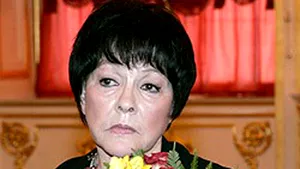 Poeta rusă Bella Ahmadulina a încetat din viaţă