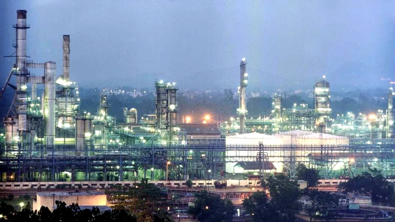 Rafinăriile din India refuză noile oferte de petrol rusesc