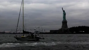 New York-ul încearcă să revină la normal, după trecerea Uraganului Sandy - FOTO, VIDEO