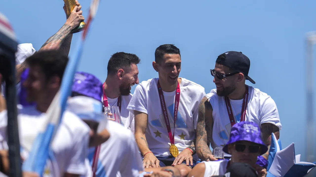 Argentina petrece după titlul mondial. În Buenos Aires, peste 5 milioane de oameni au ieşit pe străzi