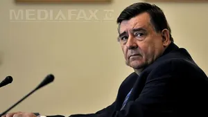 Trei dintre membrii Guvernului grec care fac parte din formaţiunea Laos au demisionat