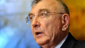 Chiliman către USL: Nu copiaţi năravurile lui Băsescu.  Nu-l înlocuiţi cu un individ mai rău decât el