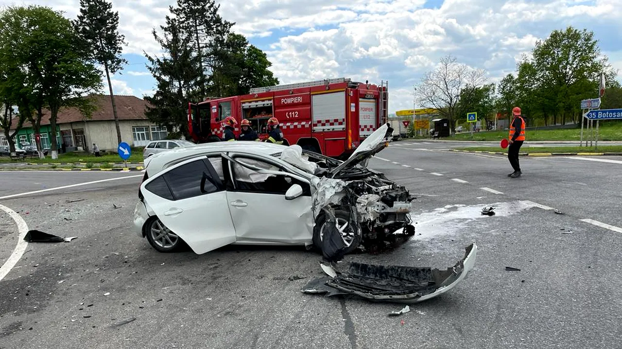 Botoşani: şase persoane rănite, între care un copil şi o femeie gravidă, într-un accident