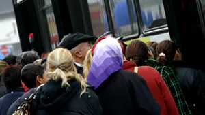 Mijloacele RATB, aglomerate din cauza grevei de la metrou