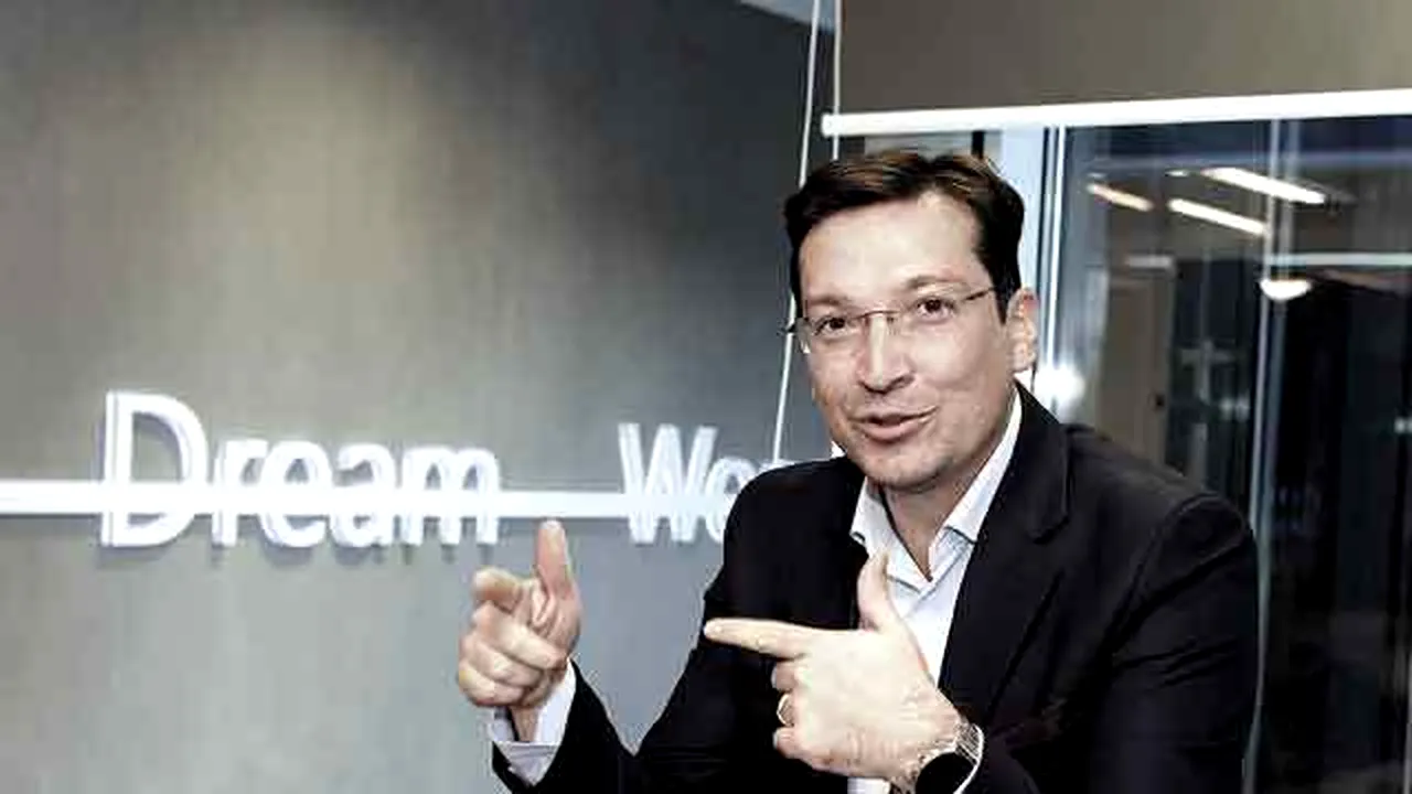 Microsoft: În acest an, 50% din veniturile noastre vor fi generate de platforma de cloud. Companiile din energie & utilităţi, farma, retail şi sectorul financiar au cele mai multe proiecte de acest gen