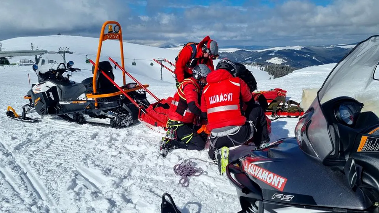 Sâmbătă, zi de foc pentru salvamontişti: 105 persoane au fost salvate din zonele montane