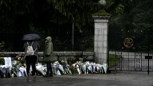 Membrii familiei regale s-au întors la Balmoral după o slujbă religioasă privată