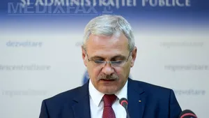 Dragnea a venit la Guvern, în contextul în care este aşteptat să demisioneze din funcţia de ministru