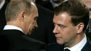 Medvedev a criticat Guvernul lui Putin