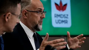 UDMR i-a retras sprijinul politic şi l-a exclus din organizaţie pe deputatul Norbert Apjok