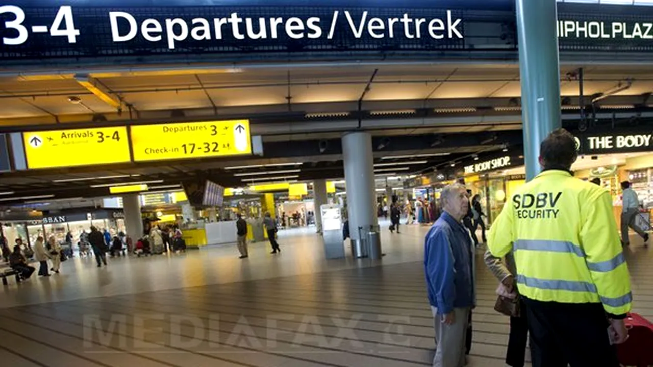 Incident de securitate pe un aeroport din Germania. Un individ a încercat să ajungă cu maşina la un avion de pasageri 