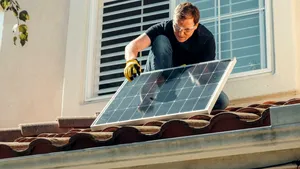 Australia va oferi trei ore de energie solară gratuită pe zi pentru milioane de oameni
