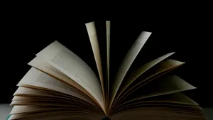 75 de ani de la una din cele mai răspândite cărţi din lume.  Aniversarea vine cu două ediţii noi speciale