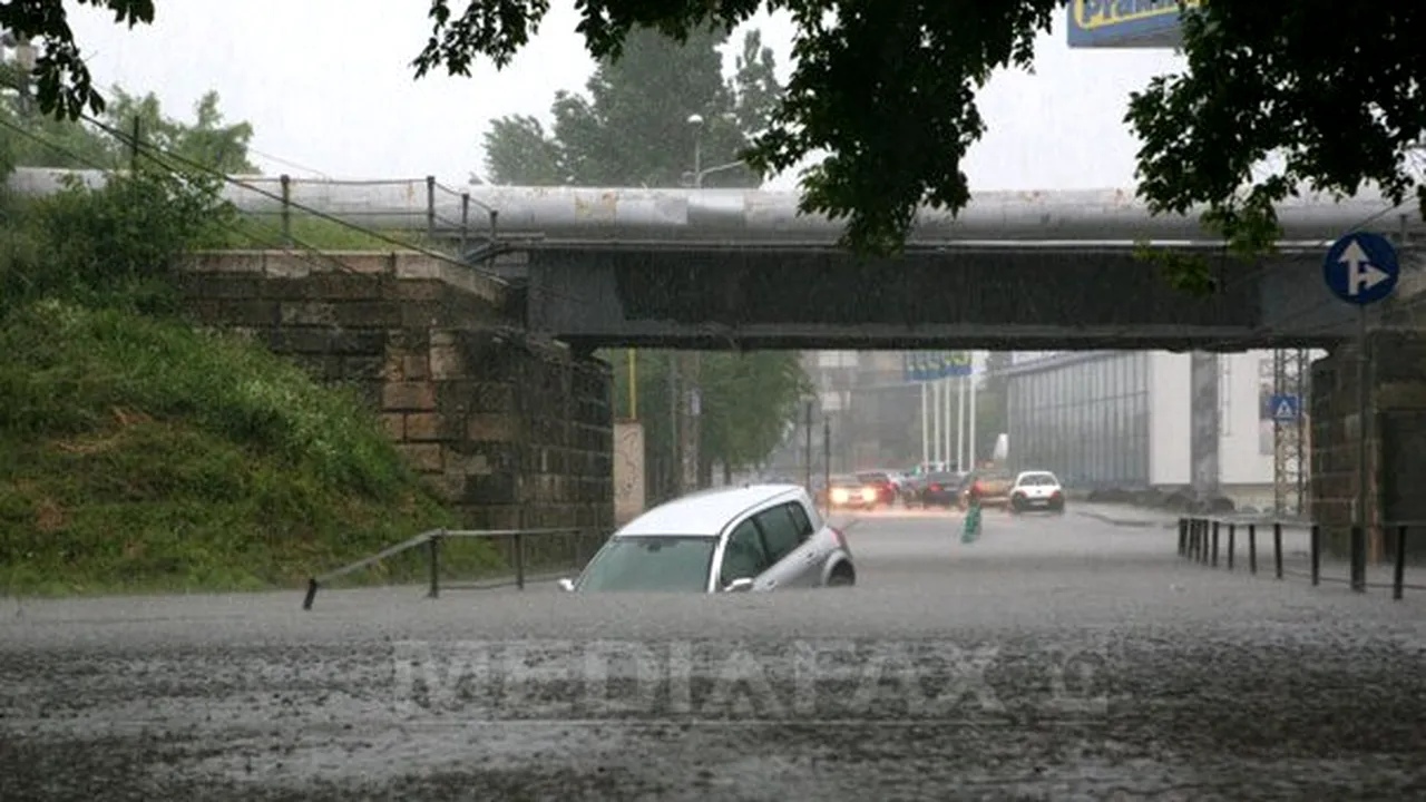 Cluj: O persoană a fost dată dispărută în urma unei viituri - VIDEO
