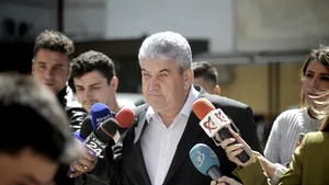 ÎCCJ sesizează Curtea Constituţională cu excepţie pe abuz în serviciu în dosarul lui Gabriel Oprea 