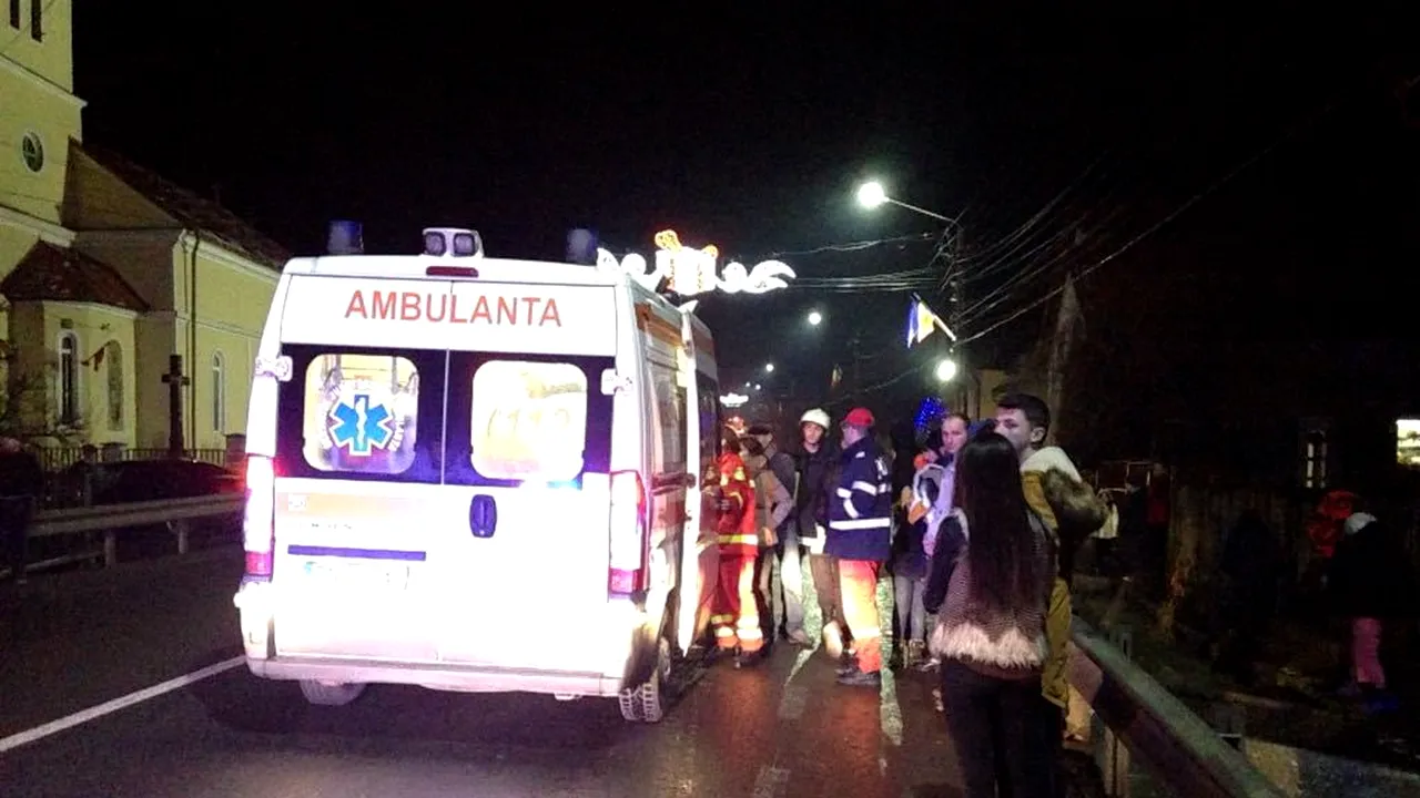 Trei dintre copiii răniţi în accidentul din Bistriţa-Năsăud sunt în stare foarte gravă/ Şoferul a ajuns la spital în comă alcoolică
