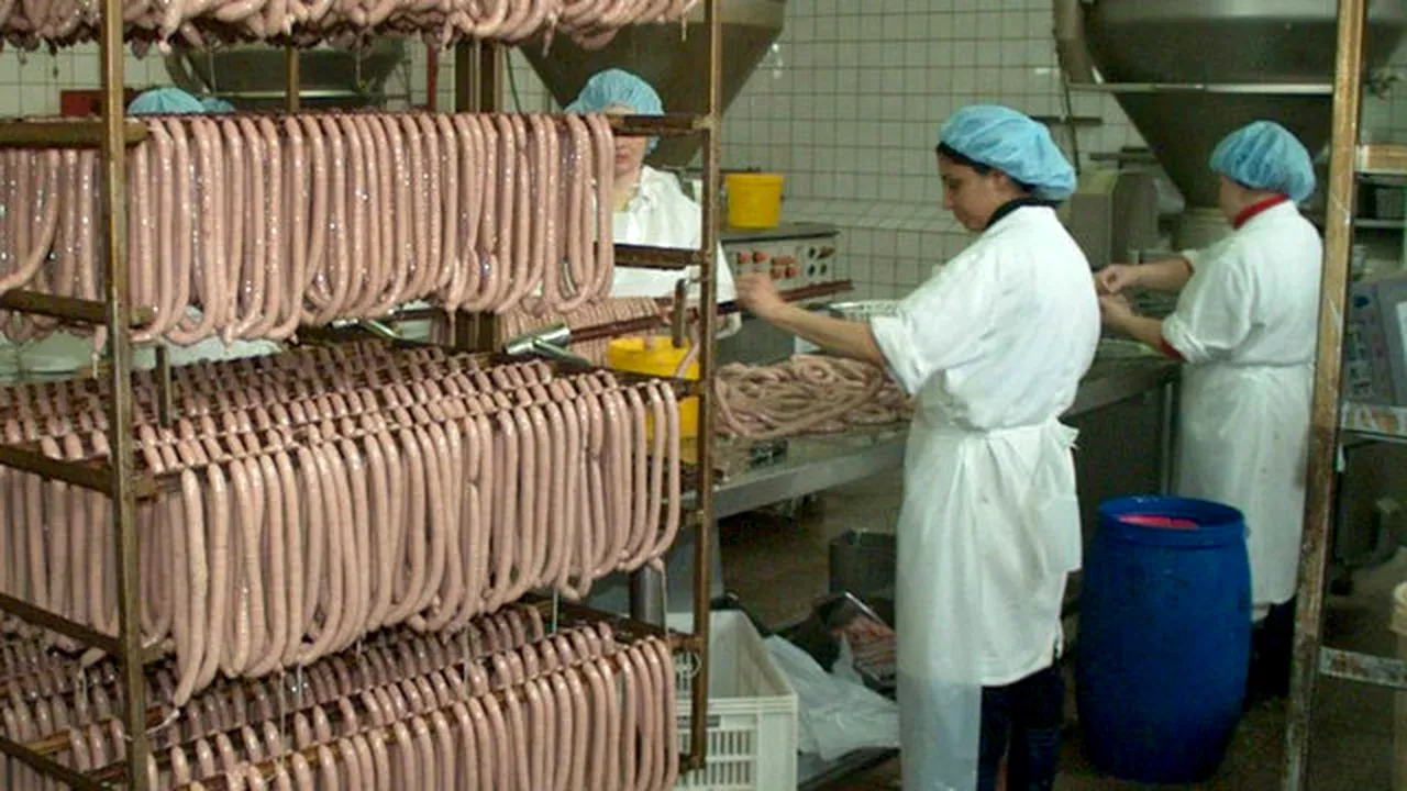 Caşcavalul de Săveni şi cârnaţii de Pleşcoi, pe lista produselor ce vor fi înregistrate de CE