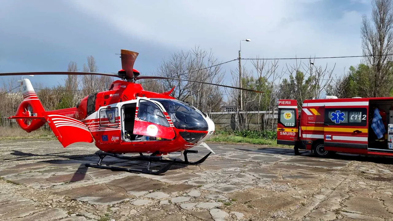 Copil cu afecţiuni pulmonare severe, transportat pe calea aerului de la Constanţa la Bucureşti