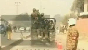 ATAC taliban asupra unei şcoli cu sute de elevi din Pakistan: Cel puţin 141 de morţi - VIDEO