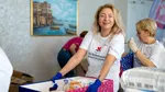Maraton de voluntariat Cutia Bebelușului la Constanța: 150 de cutii pregătite pentru mame și nou-născuți