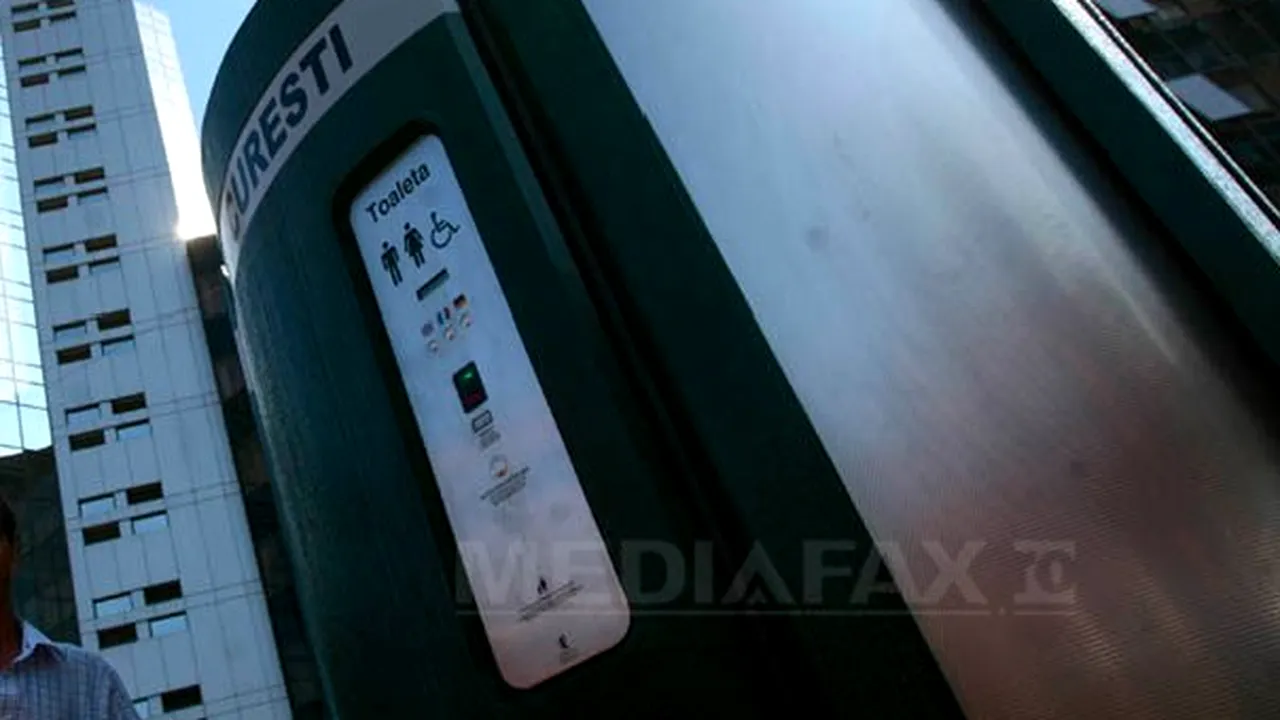 Fără toalete publice automate în Capitală. Contractul Primăriei cu firma care le-a amplasat a expirat 