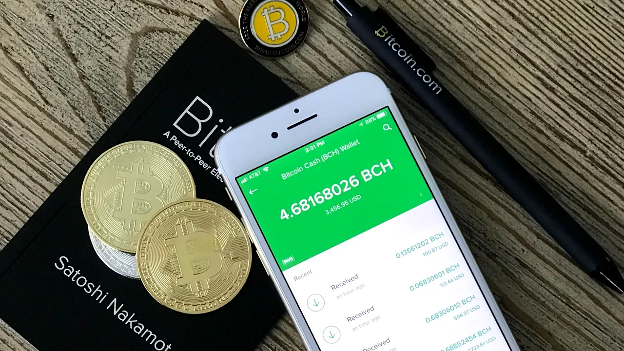 Bitcoin a scăzut până aproape de 6.000 de dolari