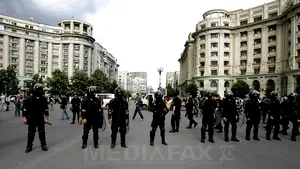 Bulevardul Unirii, închis pentru deplasarea coloanei de manifestanţi