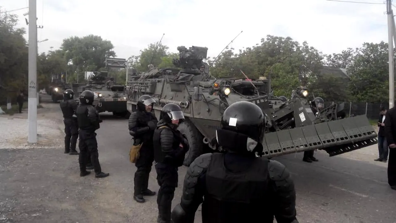 1 Iunie | Trafic îngreunat pe mai multe drumuri din ţară pentru deplasarea unor coloane militare la un exerciţiu NATO