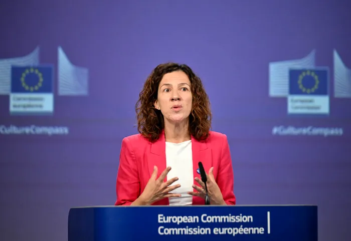SOCIAL Comisia Europeană prezintă prima sa strategie de combatere a sărăciei. Roxana Mînzatu: „Urgența este economică și socială”