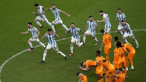 Argentina se alătură Croaţiei în prima semifinală de la Mondial, după un meci dramatic cu Olanda