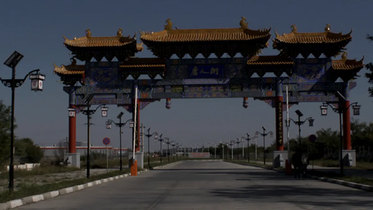 Poveştile unor imigranţi chinezi din Bucureşti, în documentarul 