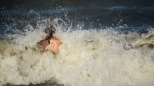 Un bărbat a murit înecat în mare, în această dimineaţă, în staţiunea Jupiter