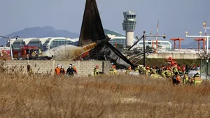 Razie a poliţiei pe aeroportul din Muan în urma prăbuşirii avionului sud-coreean