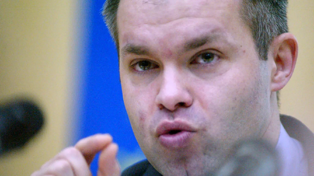 Funeriu: Voi încerca reintroducerea unor articole din Legea educaţiei respinse în Comisia de învăţământ